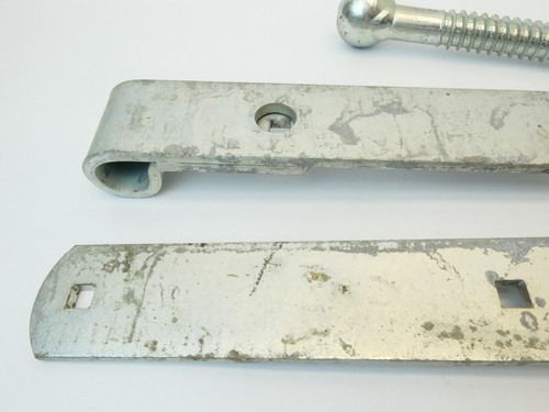 Zwei große Metallscharniere Riemen Schrauben große Schwingtür Hardware - Bild 17 von 18