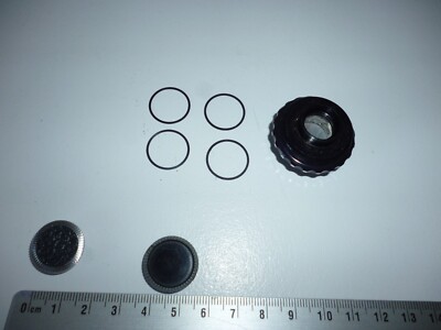 Bolex Paillard: Batteriesteckstopfen + Sucher