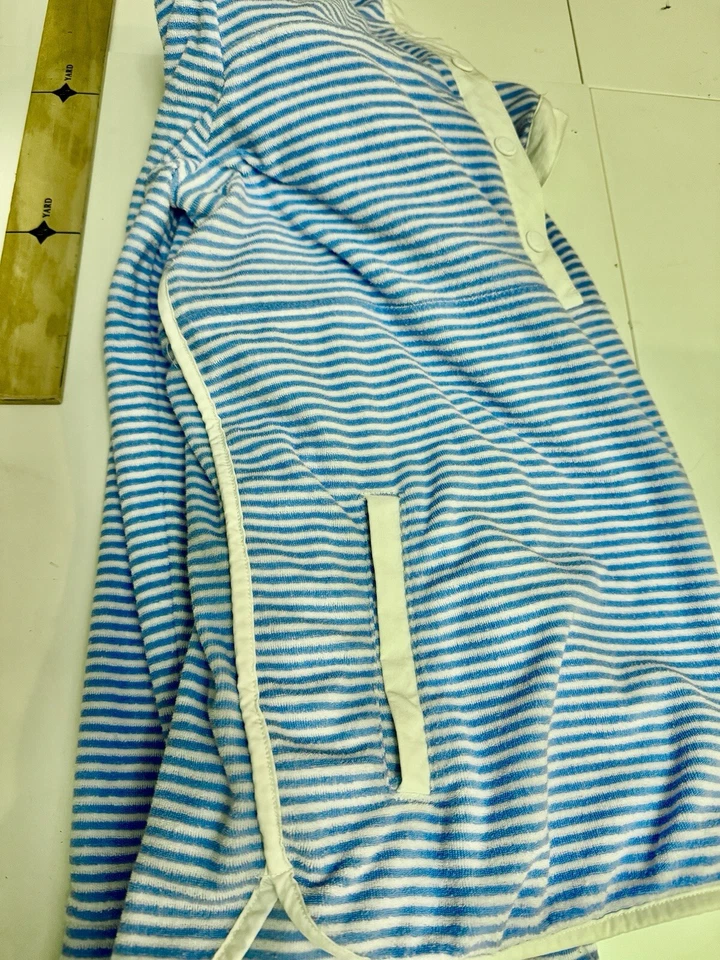 Camisa de oveja Vineyard Vines toalla de rizo a rayas talla mediana usada en excelente estado Foto 4 de 4