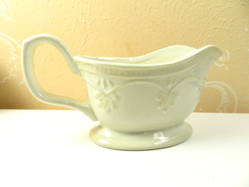 The Pioneer Woman Gravy Bowl Pattern FarmHouse Lace Shabby Chic  Stoneware - Picture 1 of 4