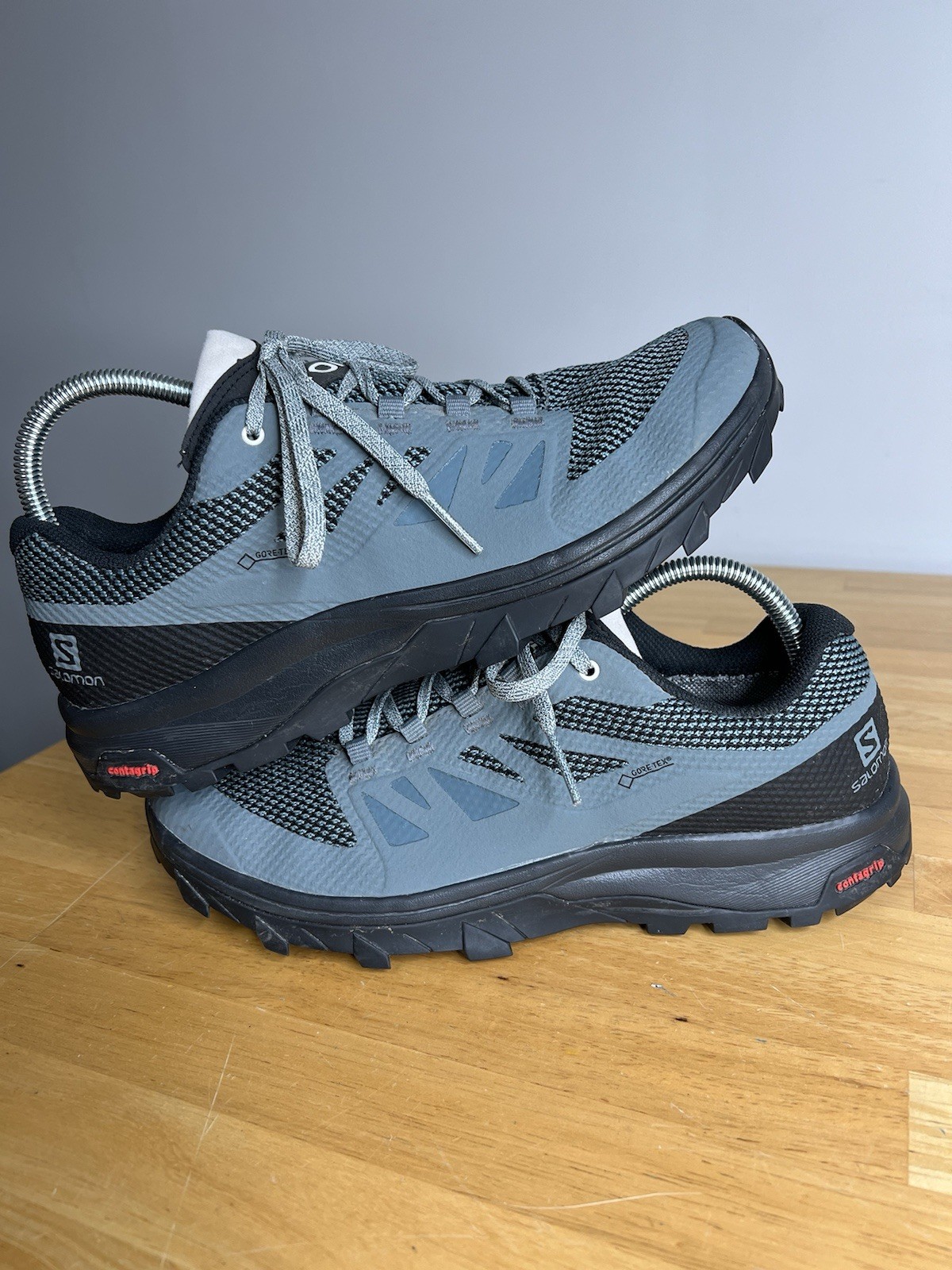 Scarpe Salomon da donna taglia 9 5 Outline Gore Tex nere Lunar 409970 sneakers