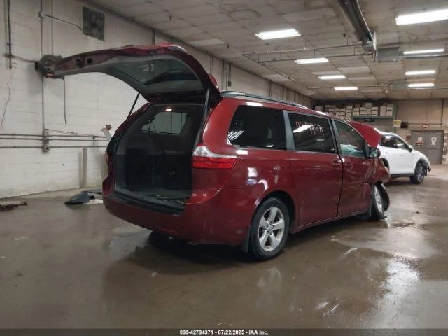 Used Hood fits: 2017 Toyota Sienna Grade B - Imagem 4 de 4