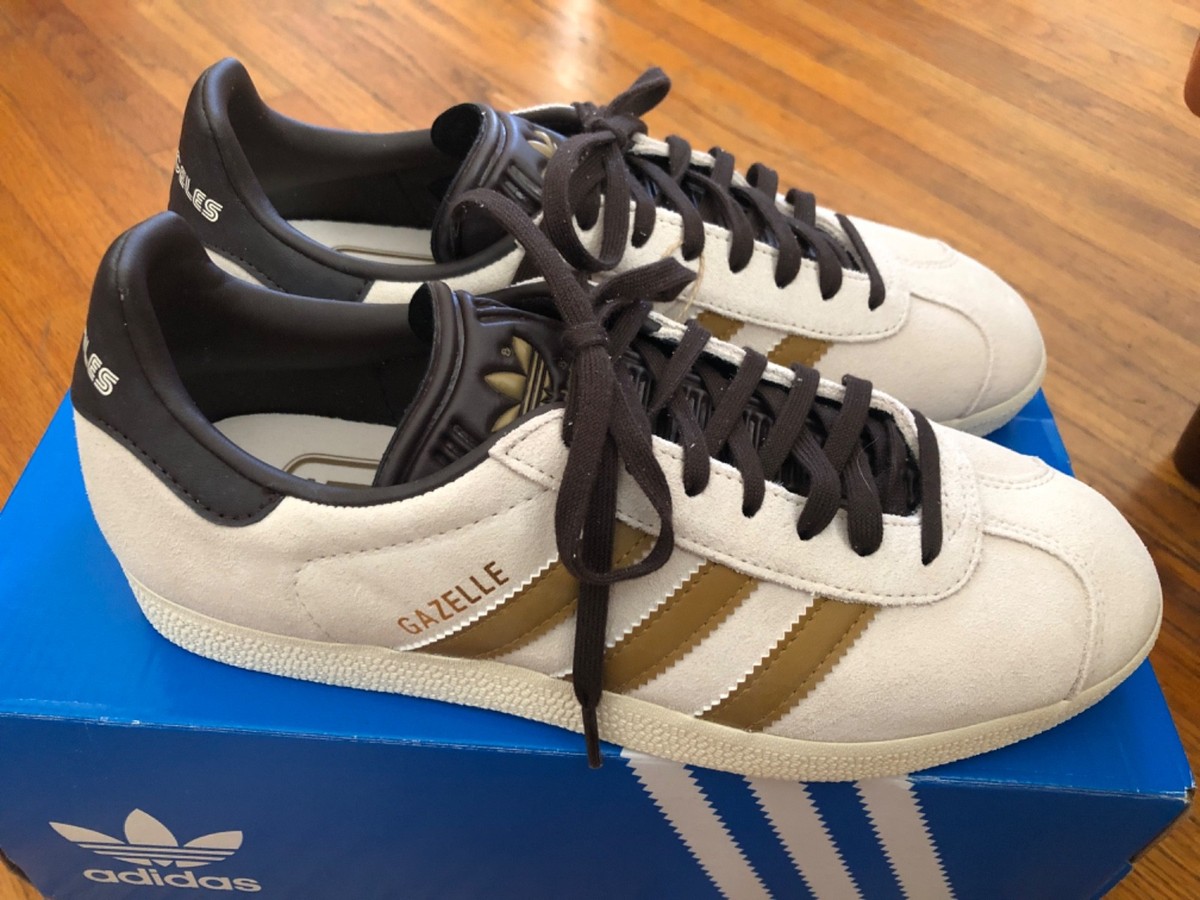 adidas gazelle silver green womens Adidas x Gucci Gazelle GG Monogram Low Top Sneakers Brown Size 7 HQ885 –  Celebrity Owned main image 0