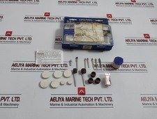 DREMEL 687-01 Kit Universel Pour Couper, Sculpter, Poncer, Nettoyer, Meuler