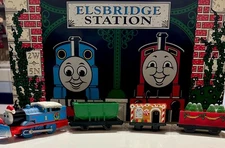 Motorized Trackmaster Thomas Friends Train Tank Santa Hat & Snow Plow Christmas