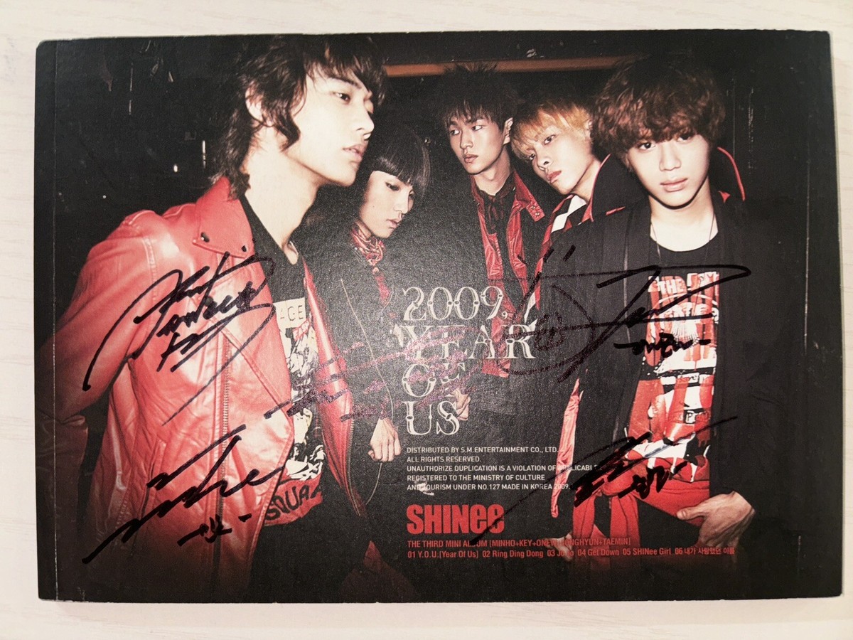 SHINee 全員直筆サイン。今だけの特別価格 【公式通販】