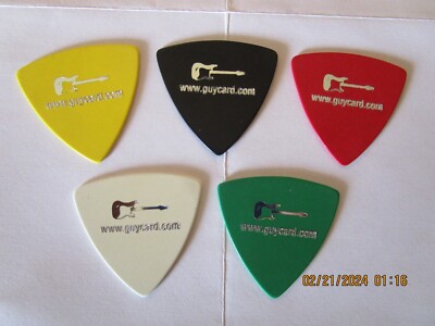 Lot of 5 Glen Davis Singer/Songwriter Signature Guitar Picks #1009