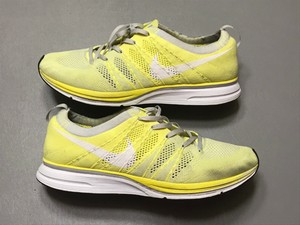 nike flyknit trainer yellow