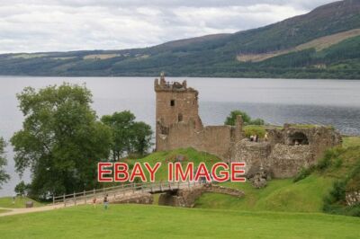 FOTO URQUHART SCHLOSS AUS DEM BESUCHERZENTRUM DAS NÖRDLICHE ENDE DER SCHLOSS, DIE