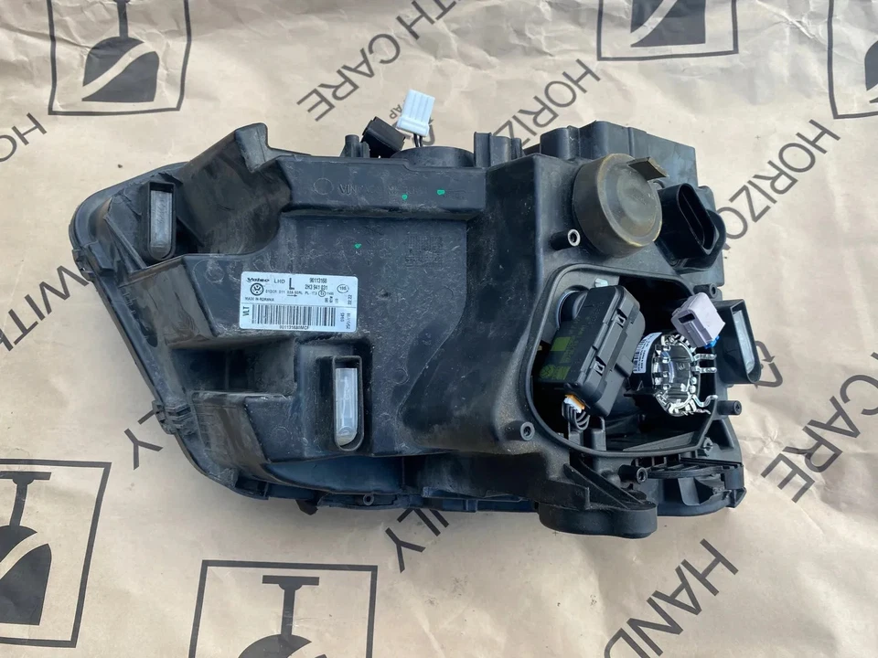 Frontscheinwerfer VW Amarok 2H3941031 90113168 LED Ein Stück (Rechts oder Links) - Bild 4 von 4