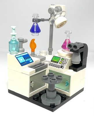 Lego Hospital Science Lab - Medical Equipment - Research Lab Doctor Scientist