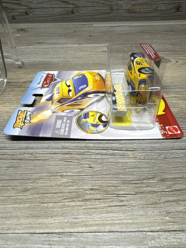 Disney Pixar Cars Rocket Racing Cruz Ramirez #51 With BlastWall Mattel New - Picture 3 of 6
