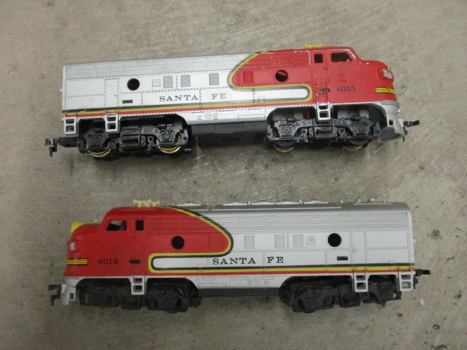 TYCO HO , Track Tested , F7- A & A- Dummy , Santa Fe #4015 - Image 4 of 4