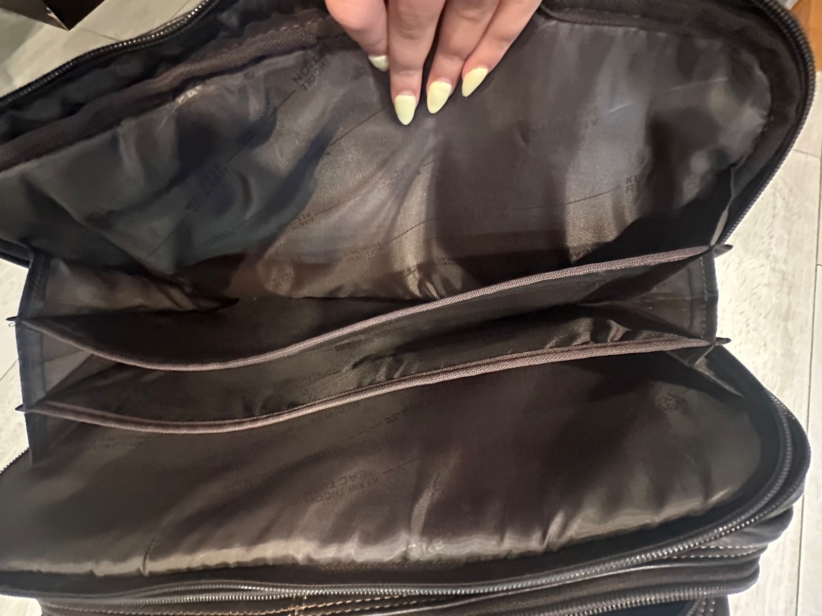 Mens Kenneth Cole Reaction Brown Leather Briefcase