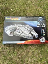 Star Wars Revell Easy Kit Pre-Painted Millennium Falcon Model No 06658 