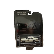 GREENLIGHT 1983 FORD LTD CROWN VICTORIA POLICE SERIES 30 The X-Files
