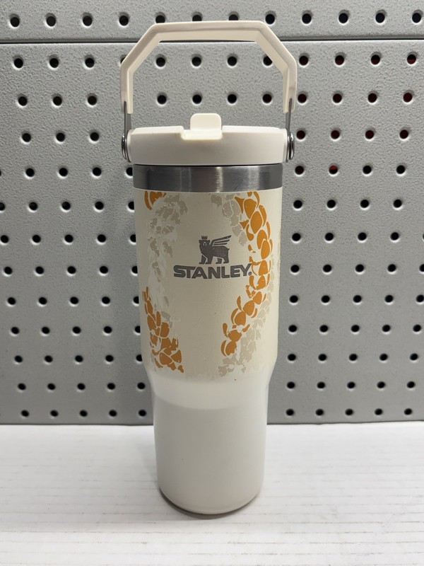 Stanley T&C Surf Designs Orange & White Botanical Vine Pattern Flip Straw 30oz