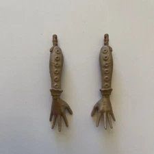 Monster High Rochelle shriekwrecked LEFT & RIGHT Arms Hands Replacement Parts