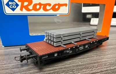 Roco HO Scale #46384 Flat Car with Track Load NIB