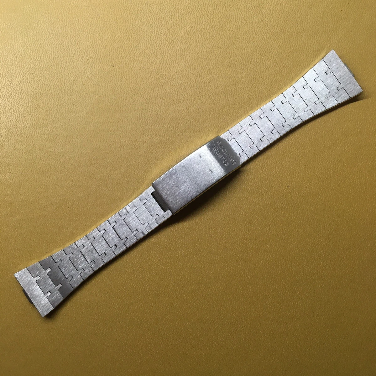Accurist watch strap best sale links