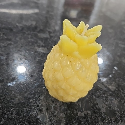 Small Yellow Pineapple Shapped Candle - Picture 12 of 16