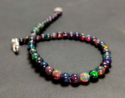 Natural Ethiopian Welo Fire Black Opal Plain Round 4-7mm Beads Gemstone Bracelet