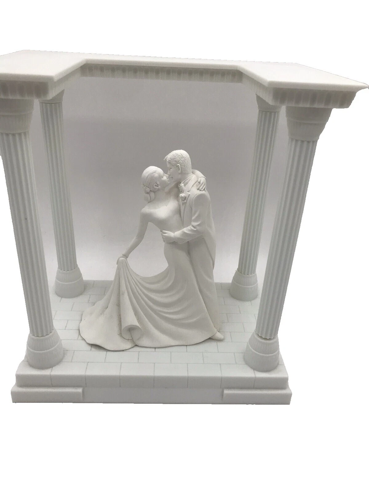Wilton Resin White Wedding Cake Decorations