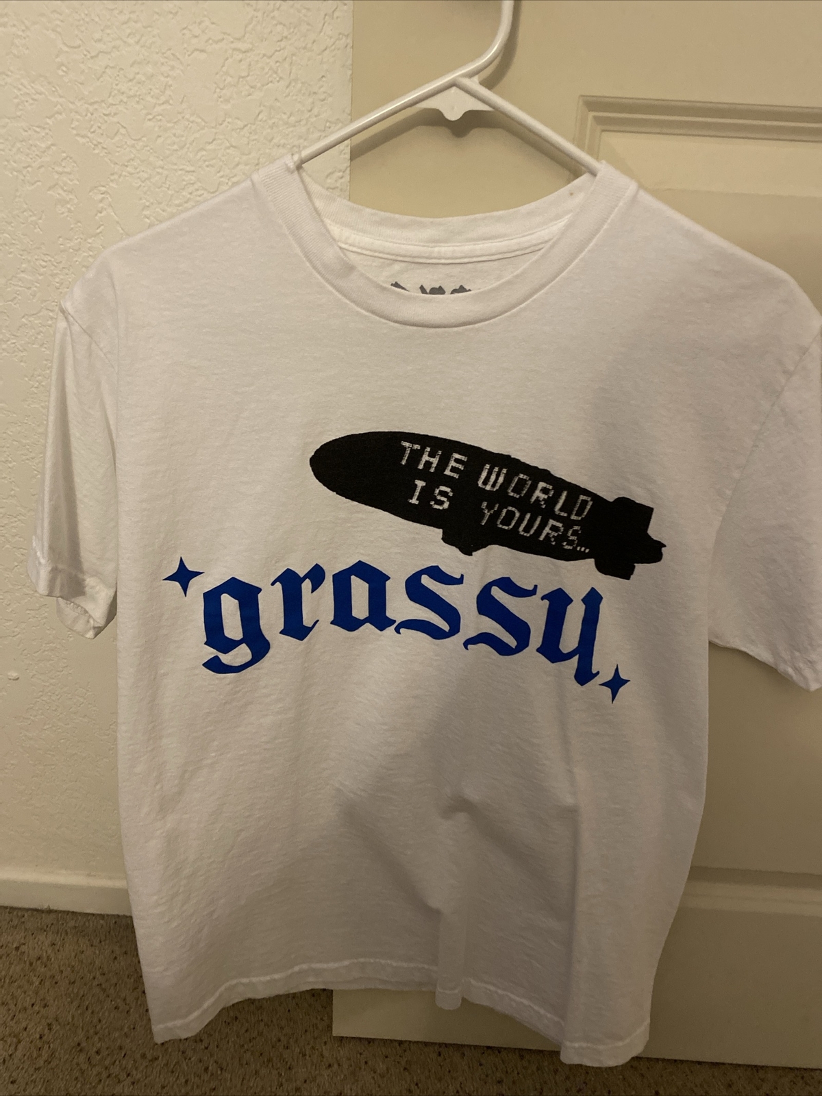 Picture 1 of 4