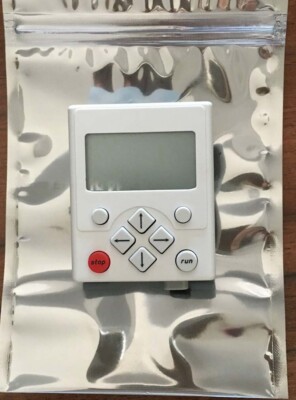 QTY:1 NEW FOR LENZE Keypad X400 EZAEBK1001 OPERATOR PANEL for Inverter 8400/9400