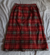 VINTAGE C. 1958 RED PLAID WOOL SKIRT SZ MED COLLEGE SHOP TUCSON AZ GD, HOLES