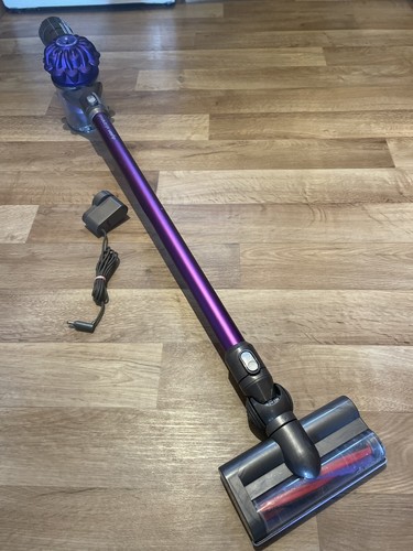 dyson V6 cordless vacuum cleaner 