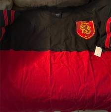 NWT Universal Wizarding World Harry Potter Gryffindor Spirit Jersey Shirt 2XL