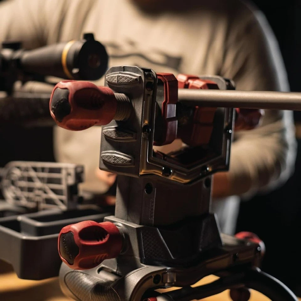 Tornillo para pistola Tipton Ultra con diseño personalizable de alta resistencia Foto 4 de 4