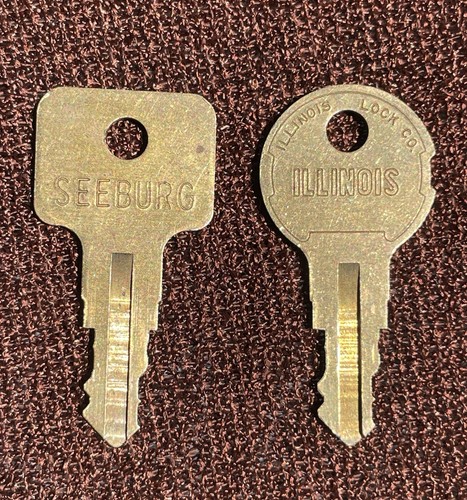 Seeburg LPC1 LPC480 Cabinet Keys F278 - original key F 278