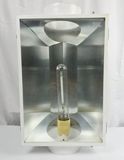 Hydrofarm Daystar Ac Air Cooled Reflector 6 Flange - Might Need New Bulb