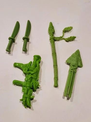 TMNT weapons lot 1988 Green knives Sgt Bananas gun spears Playmates Toys vintage