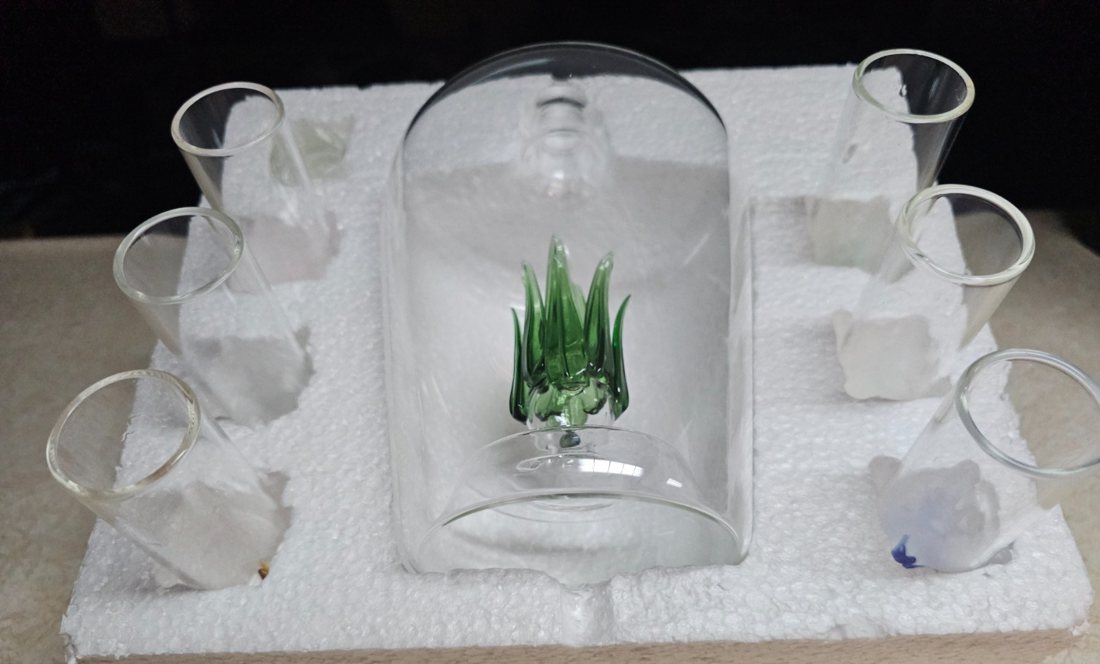 The Wine Savant 25-Ounce Agave Tequila Decanter & 6 3-Ounce Shot Glasses