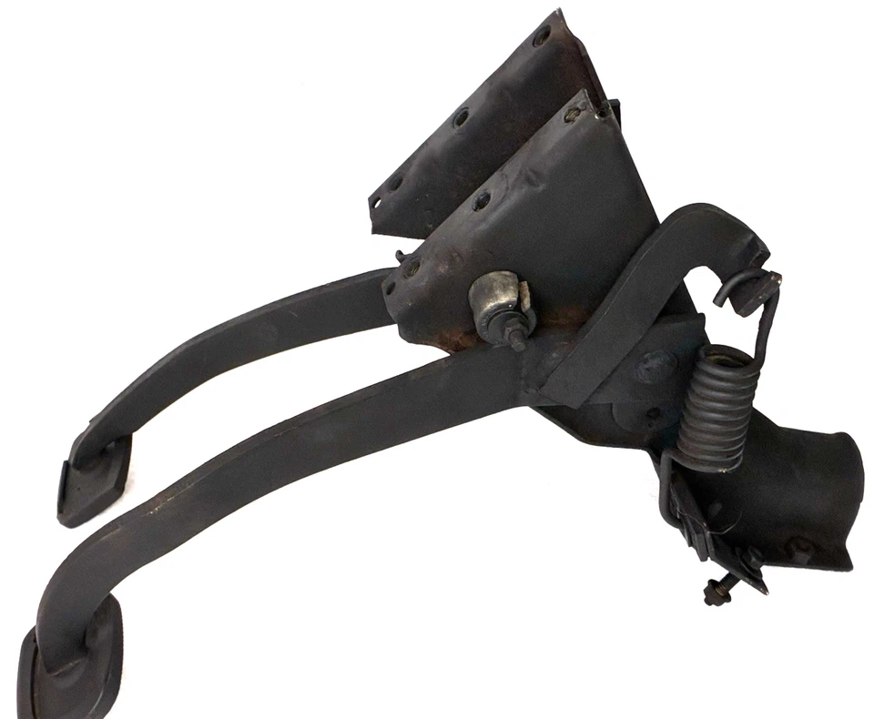 67,8,9,70,1,2 FORD F100,250 TRUCK CLUTCH/BRAKE PEDAL ASSEMBLY,BRACKET,SPRING,OEM - Image 2 of 4