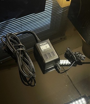 Roland DC ADAPTOR ACB-120B 1200mA 9V