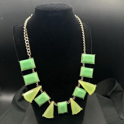 Chunky Green Geometric Bib Necklace Retro Mod Statement Lucite Style Gold Tone