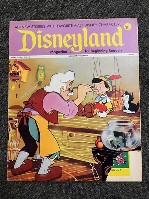 1972 No. 18 DISNEYLAND MAGAZINE Classic Stories Games Comics