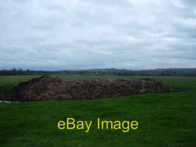 Photo 6x4 Agricultural feature Ludgershall/SP6617 View from near the foo c2006
