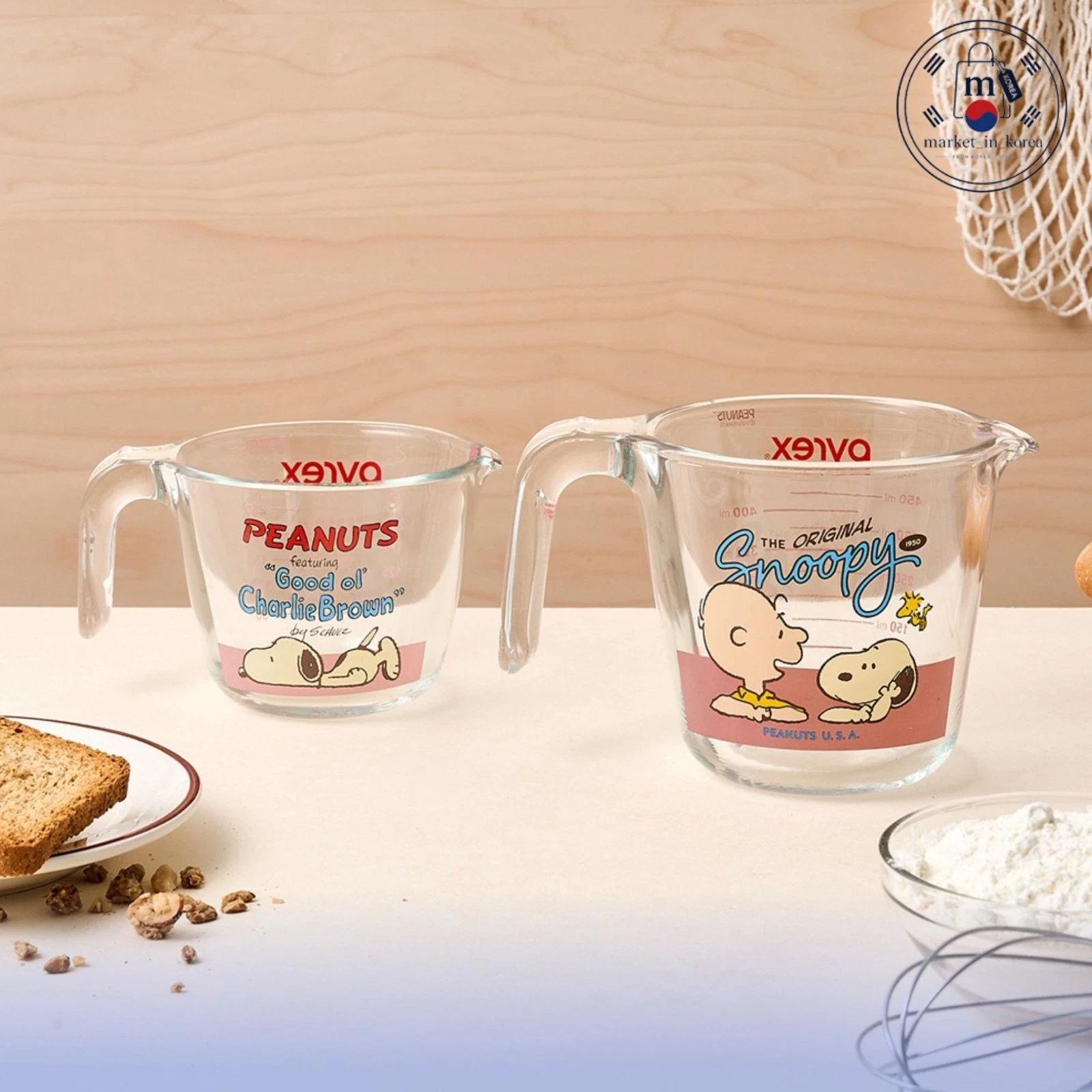 Pyrex Peanuts Snoopy Charlie Brown Measuring Cup Set 250ml 500ml 2p Glass