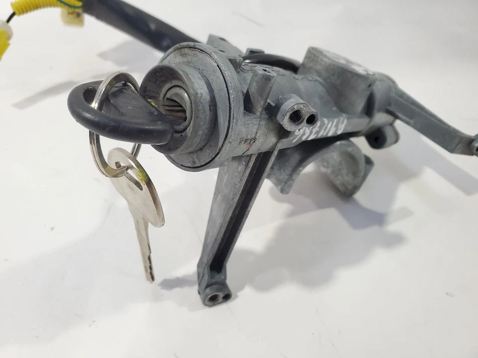 Interruptor de encendido usado se adapta a: 1997 Suzuki X90 MT grado A Foto 3 de 4