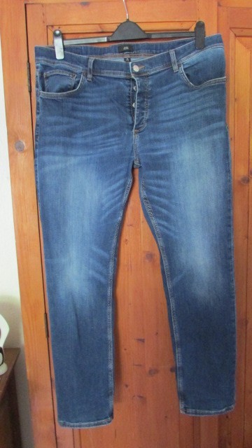 Bild 1 von 3