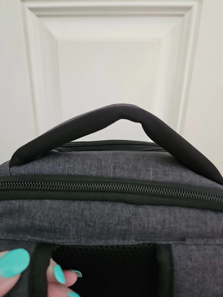 Mochila PDP Elite Play para Nintendo Switch - Varios Bolsillos Excelente Estado Foto 4 de 4