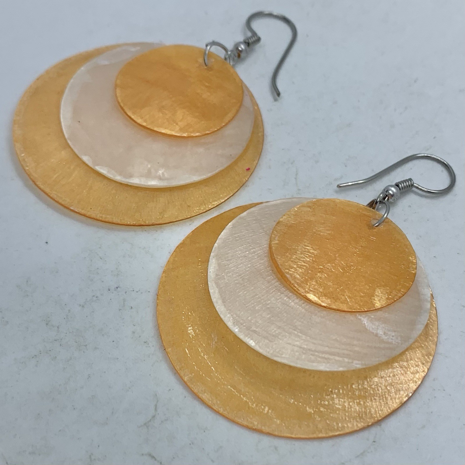 Vtg Orange MOP Disc Beach Shell Statement Earring… - image 3