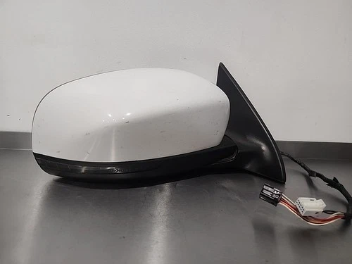 14 - 2021 Jeep Cherokee Right POWER HEAT  Mirror Turn Signal White OEM RH 