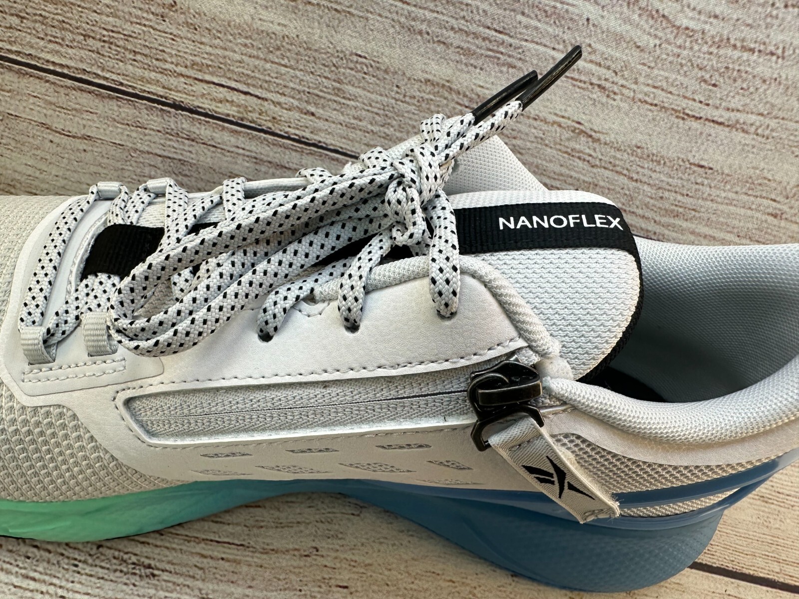 SAOLA Scarpe da corsa Reebok Nanoflex Parafit TR da uomo taglia 10 grigio freddo nero core