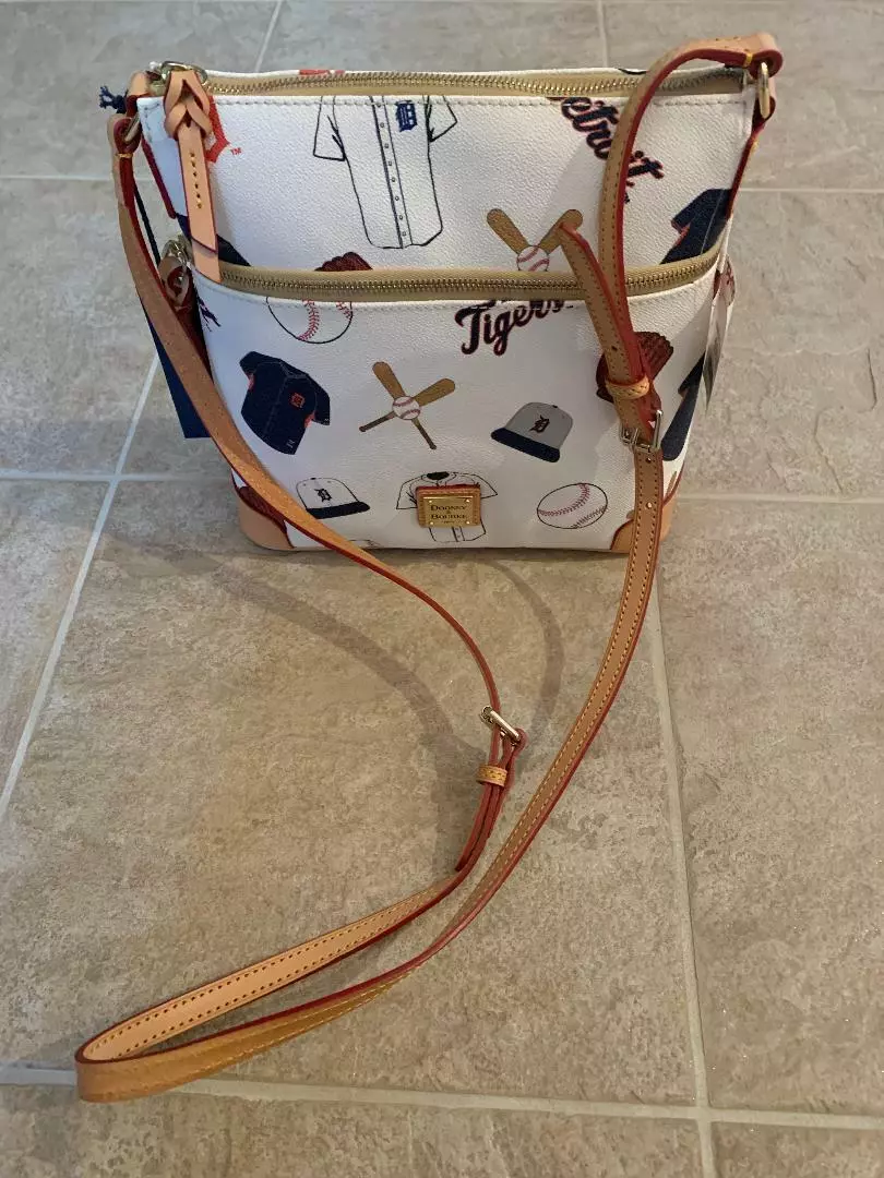 DOONEY & BOURKE DETROIT TIGERS HANDBAG PURSE NWT